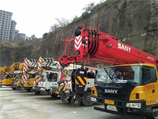 洞口县吊车出租按什么计费？台班费、单次费、里程费怎么算？